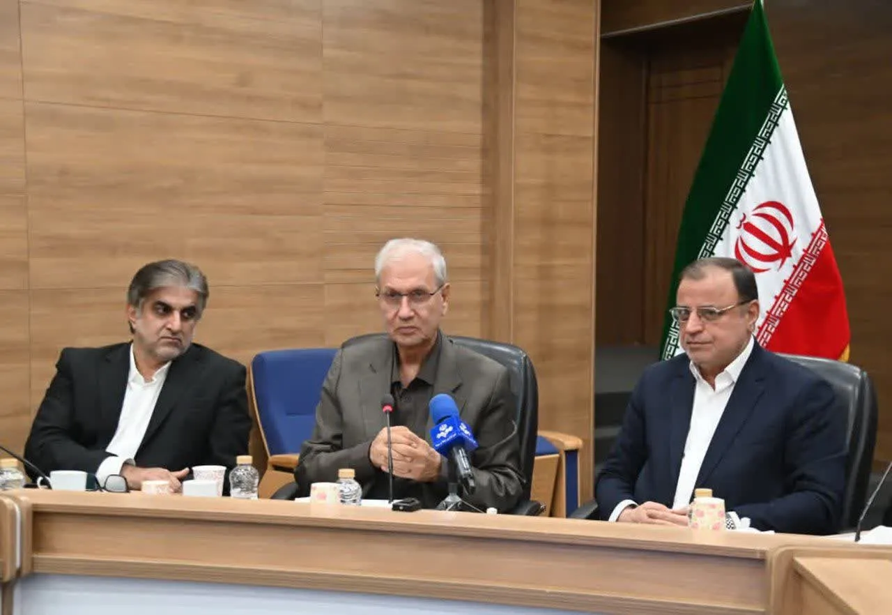 علی ربیعی : ورزش نباید به فعالیتی طبقاتی تبدیل شود