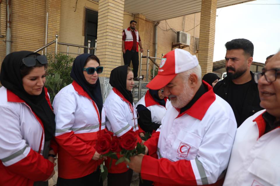استاندار خوزستان از خدمات هلال احمر قدردانی به عمل آورد