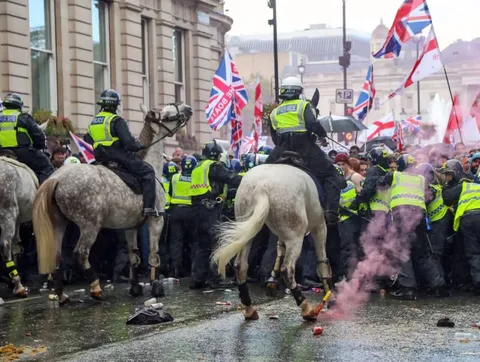 لندن در آستانه تظاهرات ضداسرائیلی و راست‌افراطی امنیتی شد