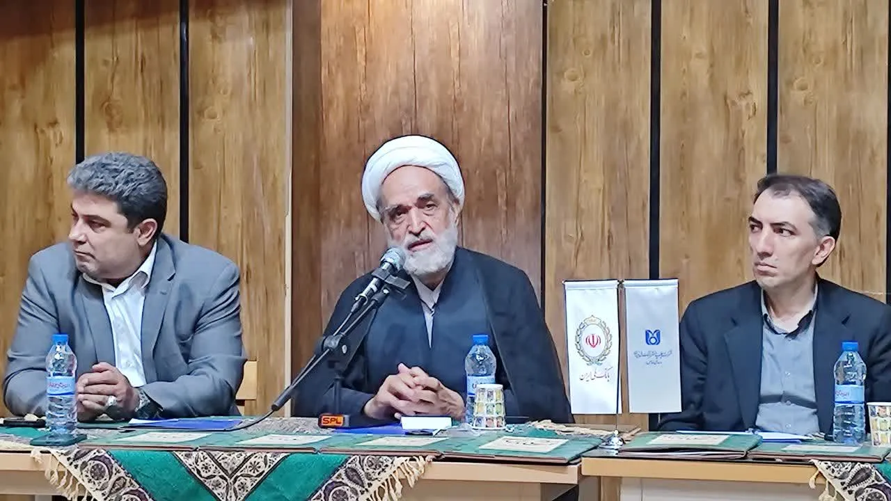 خسروی: «مرقع عمادالکتاب» دریچه‌ای برای بازشناسی میراث خوشنویسی قزوین است