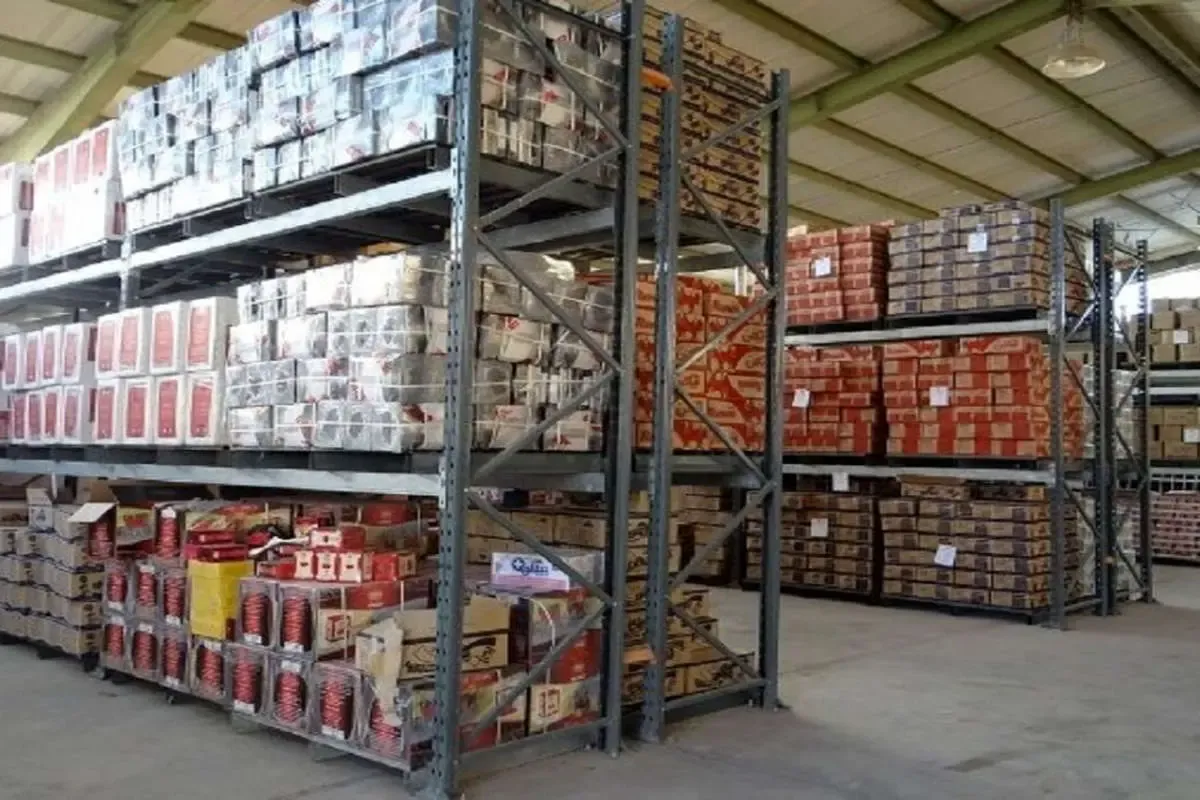 کشف ۲۰ هزار تن کالای اساسی احتکاری و قاچاق از ابتدای جنگ سوم تحمیلی