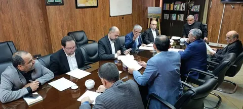 نخستین نشست نمایندگان شرکت‌های مؤسس پتروشیمی اردبیل برگزار شد/ تعیین زمان‌بندی ثبت شرکت و آغاز عملیات اجرایی