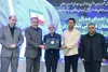 اهدای مدال طلای قهرمان آسیایی دوومیدانی ناشنوایان به حرم مطهر رضوی