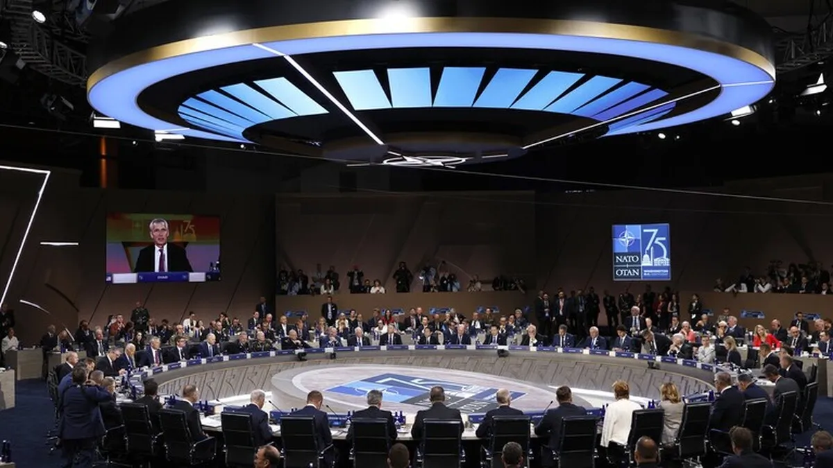 Report: NATO creating bank to prepare for war with Russia