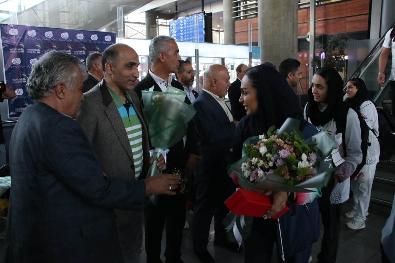 بازی‌های آسیایی ناگویا؛ مدال برنز بر گردن دختر وزنه‌بردار/ دو مدال برای کوراش قطعی شد/ غلبه والیبال ساحلی ایران بر ژاپن و صعود به یک‌چهارم