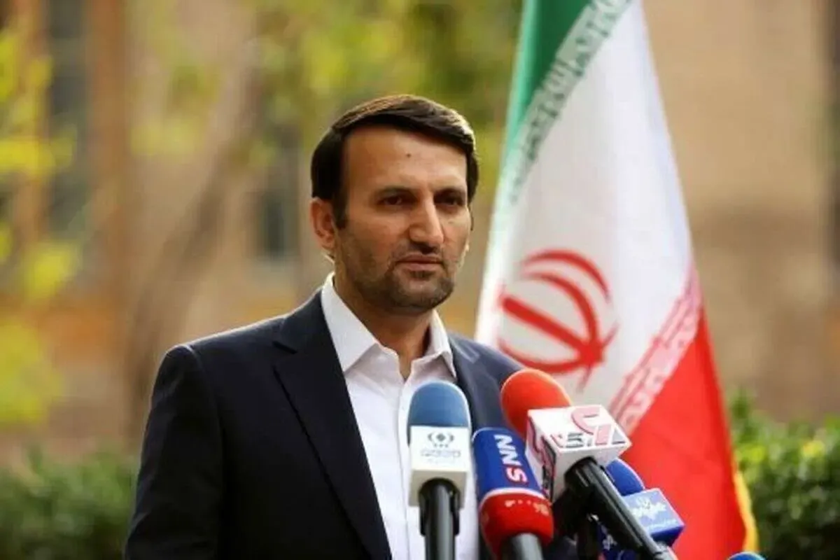 آموزش و پرورش ماجرای صدور پلاک برای دانش‌آموزان را تکذیب کرد