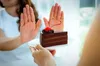چرا عاشق شیرینی هستیم؟ | دلایل پنهان ولع شیرینی‌جات و راه‌های مهارش