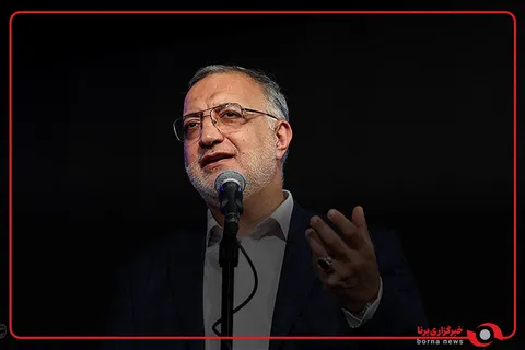 زاکانی: آمریکا یک جنگ اقتصادی علیه ما شروع کرده و در تلاش است معیشت مردم را تحت تاثیر قرار دهد لذا شهرداری وارد میدان شده است