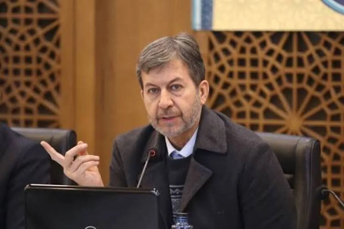 استاندار اصفهان خبر داد: اجرای ۱۳ مصوبه سفر به خور و بیابانک