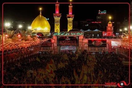 تشییع با شکوه پیکر مطهر رهبر شهید انقلاب اسلامی بر دستان مردم عزادار عراق در حرم مطهر حضرت عباس علیه‌السلام