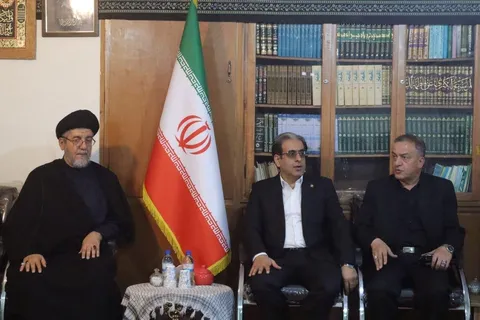 جایگاه معنوی و اهتمام امام جمعه  میانه محور انسجام و آرامش در این شهرستان است