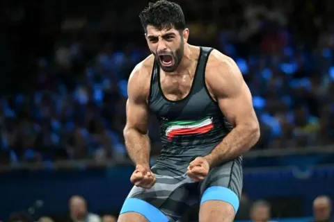 غیبت ساروی و میرزازاده در اردوی تیم ملی کشتی فرنگی!