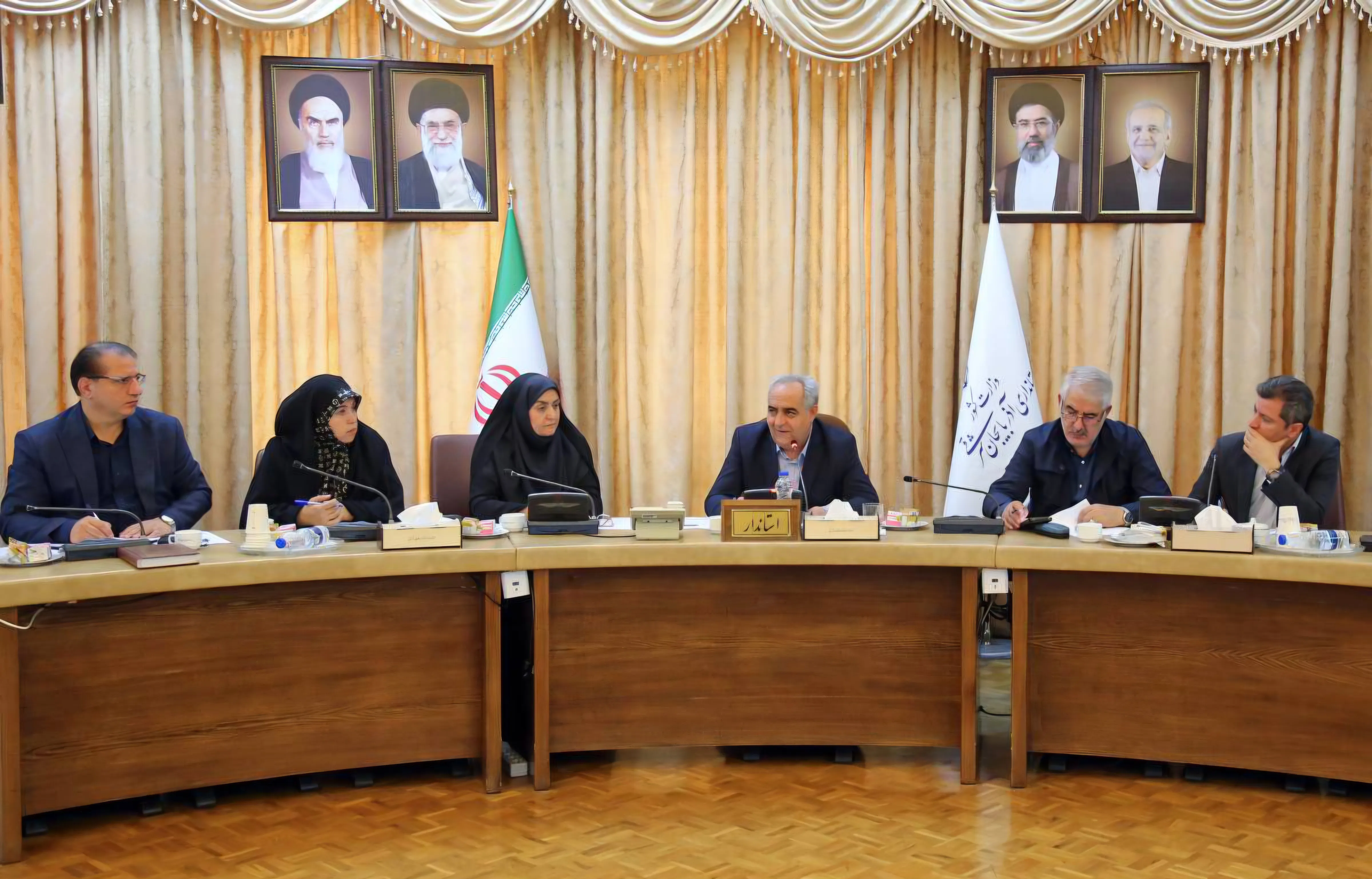 استاندار آذربایجان شرقی تأکید کرد:لزوم بهره‌گیری از حکمرانی محله‌محور برای ساماندهی امور جوانان
