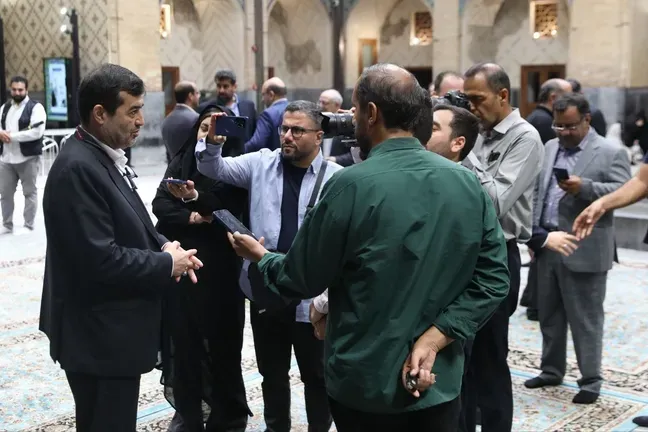 دنیامالی