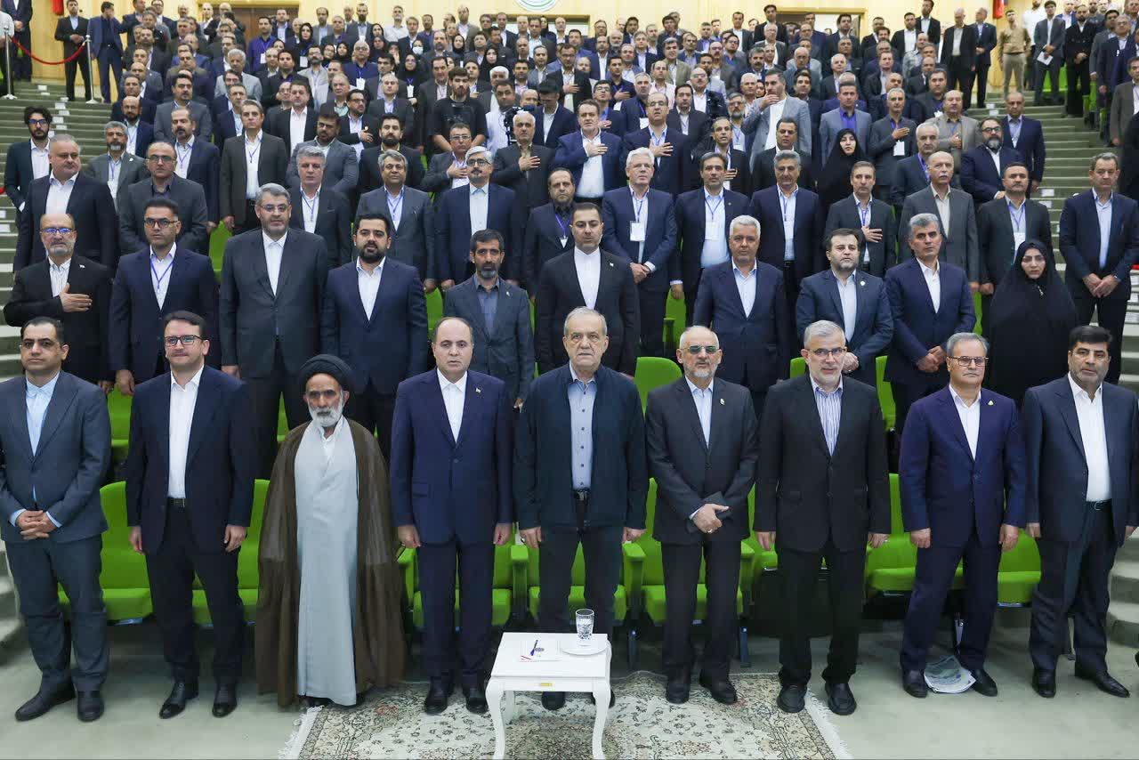 پزشکیان: نخبگان ما بهترین مونتاژکاران دنیا هستند
