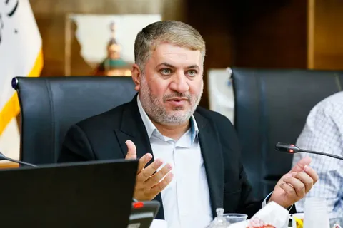 هشدار نسبت به بحران نیروی کار صنایع در ۱۵ سال آینده/ مهلت تا هفته دولت برای واگذاری زمین‌های جوانی جمعیت شاهین‌شهر