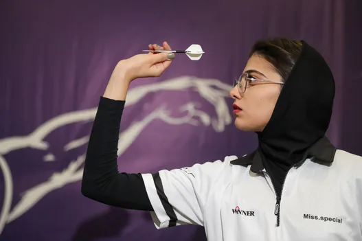 مسابقات دارت دختران