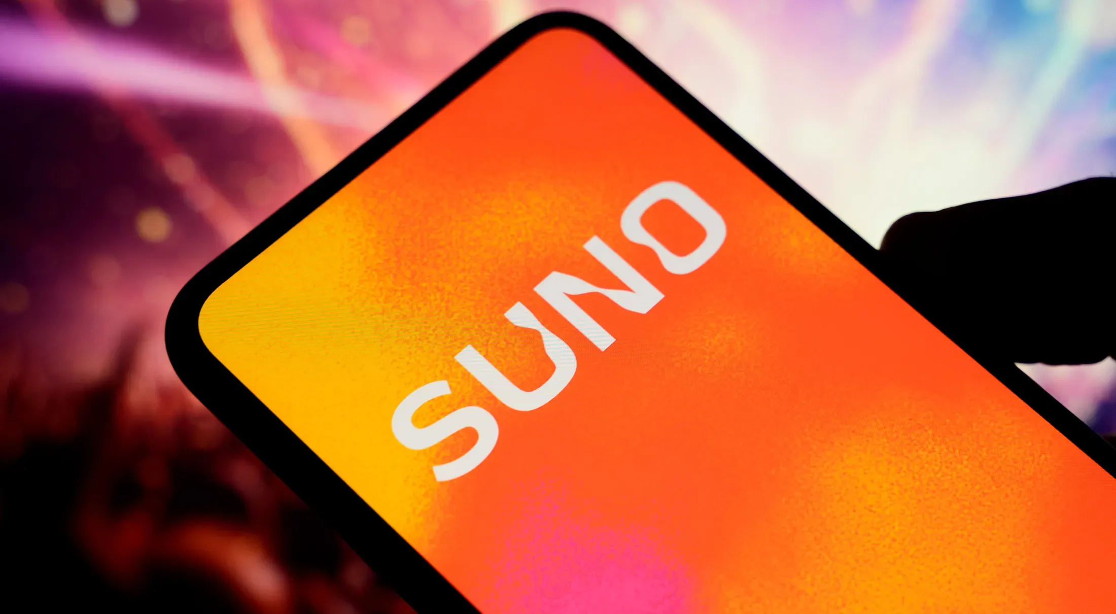 Suno با مدل هوش مصنوعی موسیقی مجاز به جنگ کپی‌رایت رفت