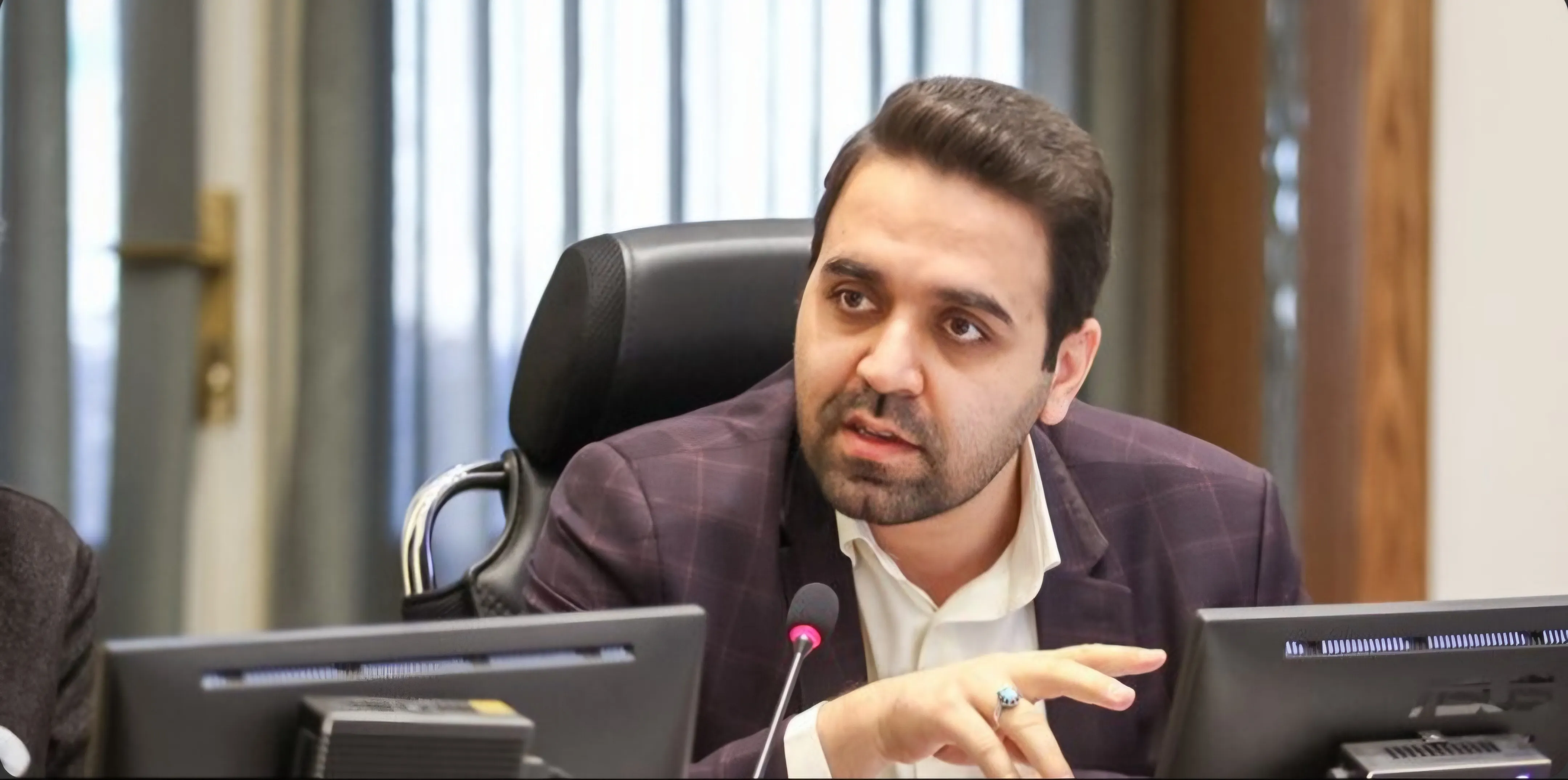 شورای شهر اصفهان اختیار ویژه تسریع در جبران خسارات جنگ را به شهردار واگذار کرد