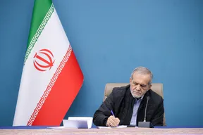 پزشکیان: «حافظ» روایتگر امید در روزگار دشواری‌هاست