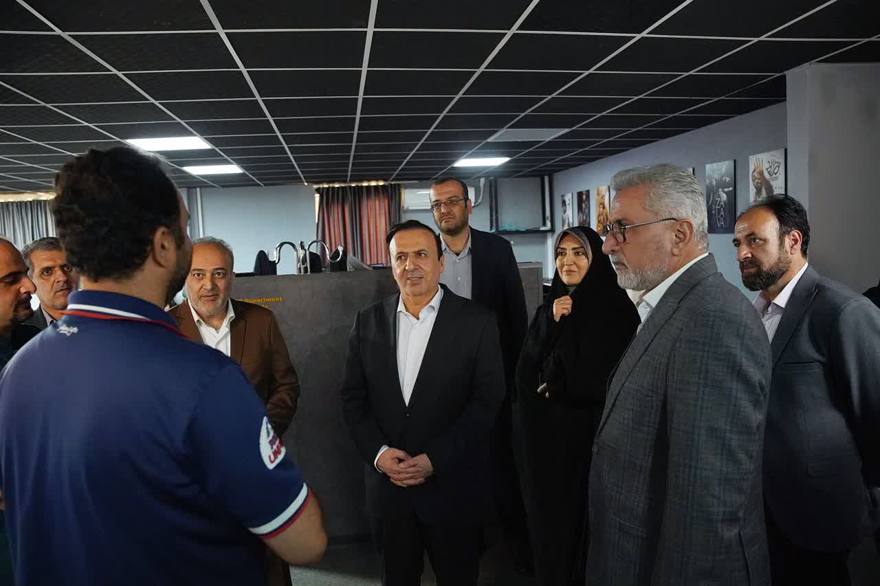 بازدید استاندار قزوین از شرکت دانشبنیان کیمیاگران هنر مینودری بازدید استاندار قزوین از شرکت دانشبنیان کیمیاگران هنر مینودری