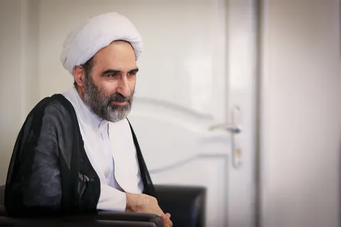 منظومه فکری رهبر شهید بر پایه تمدن‌سازی، عدالت و احیای هویت اسلامی است