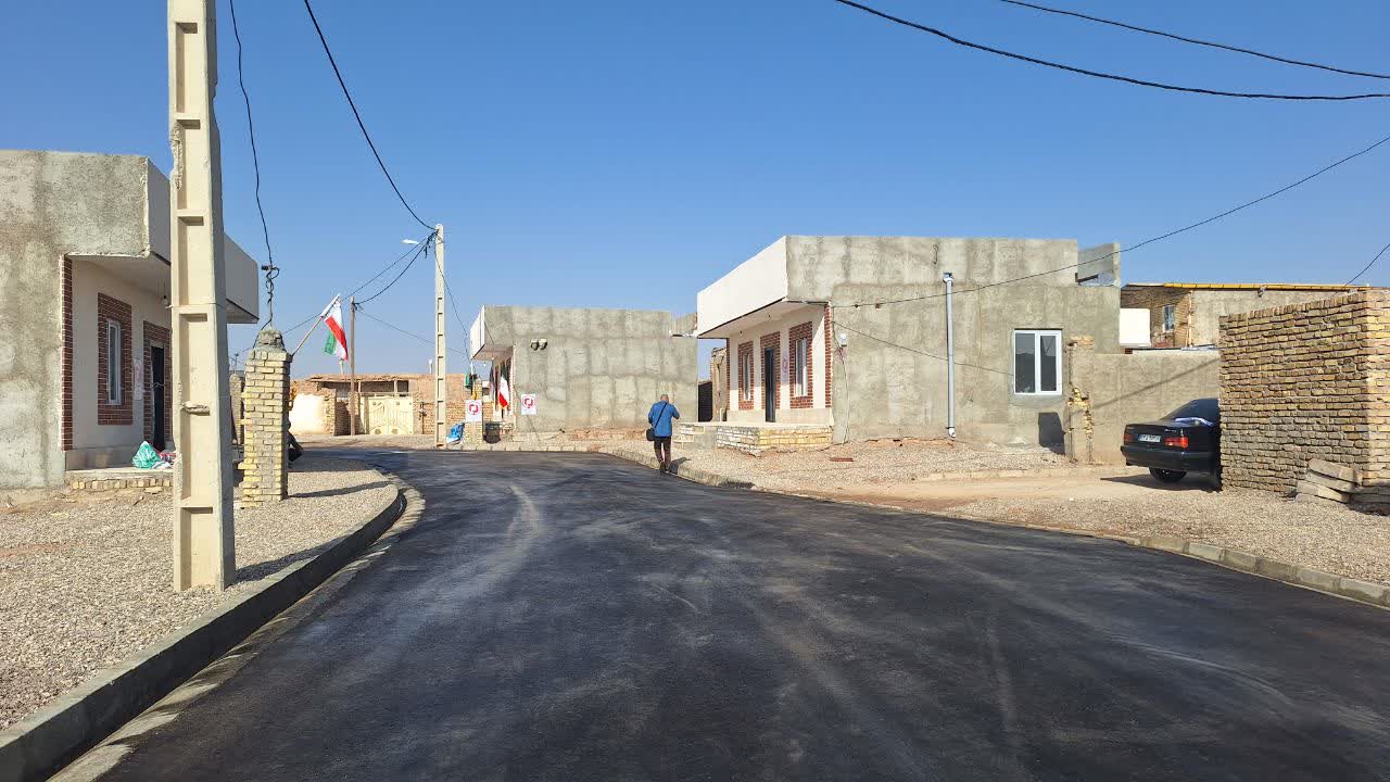 بازسازی واحدهای آسیب دیده از جنگ در روستای تتنک بویین زهرا به اتمام رسید بازسازی واحدهای آسیب دیده از جنگ در روستای تتنک بویین زهرا به اتمام رسید