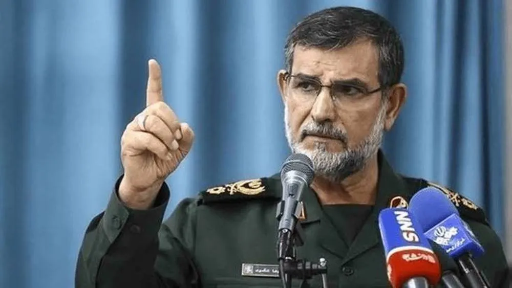 IRGC Navy chief: Any ship passing Strait of Hormuz must obtain approval