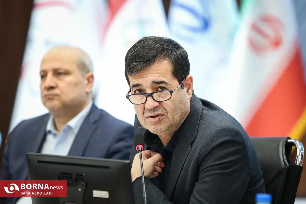 دنیامالی