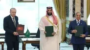 تاکید پاکستان بر نقش توافق مکه در دفاع از منطقه/ ترامپ: بالاخره می‌توانند از خودشان دفاع کنند