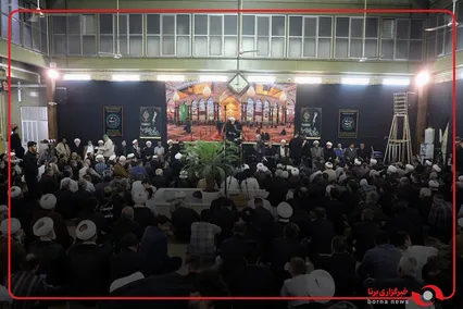 گوشه‌هایی از مراسم بزرگداشت رهبر شهید انقلاب اسلامی در بیت حضرت آیت‌الله العظمی سیستانی؛ قم، ۲۴ تیرماه ۱۴۰۵