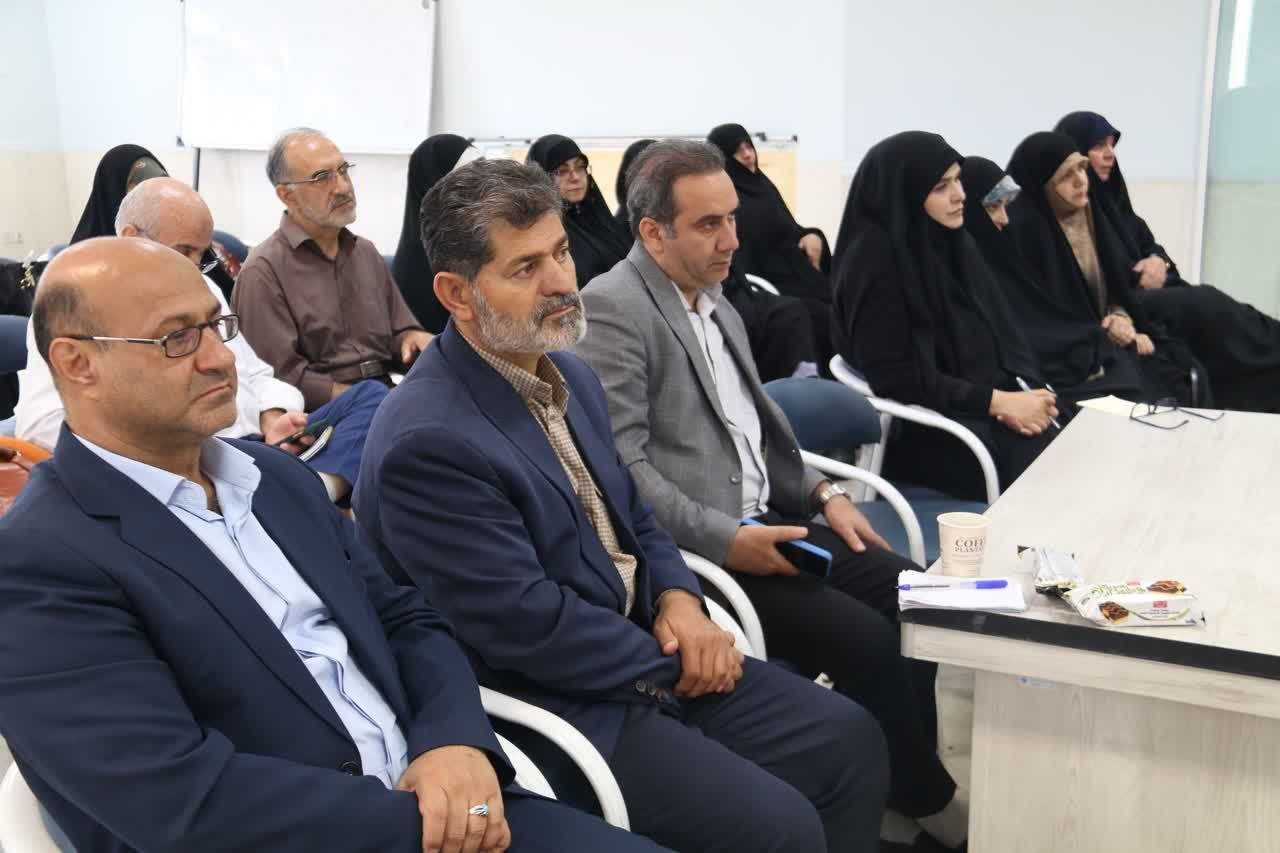 نشست هم‌اندیشی اساتید گروه معارف اسلامی دانشگاه آزاد اسلامی واحد تهران غرب برگزار شد