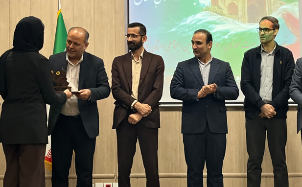 جوانان، ظرفیت ارزشمند جامعه برای مشارکت اجتماعی و حل مسائل هستند جوانان، ظرفیت ارزشمند جامعه برای مشارکت اجتماعی و حل مسائل هستند