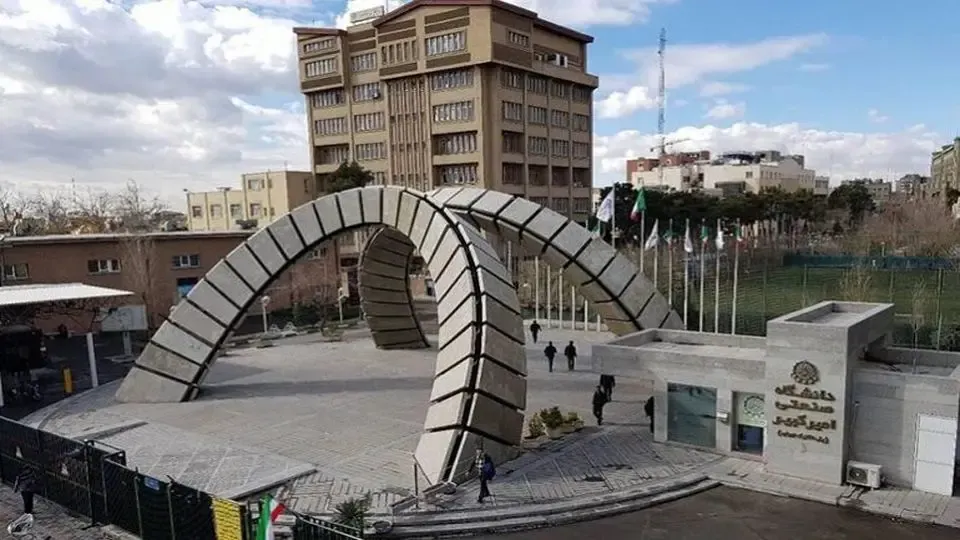 بازگشت تدریجی به آموزش حضوری در دستور کار دانشگاه امیرکبیر