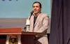 نظام تعلیم و تربیت به انتقال تجربه استادان و پیش کسوتان فرهنگی نیازمند است