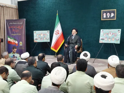 مهم‌ترین وظیفه پلیس، حفظ جامعه در مسیر قانون است
