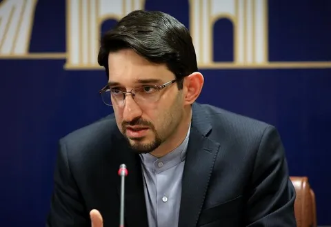 حضور میلیونی مردم در مراسم تهران نماد ادای دین به رهبر شهید و عامل تقویت انسجام و اقتدار ملی است