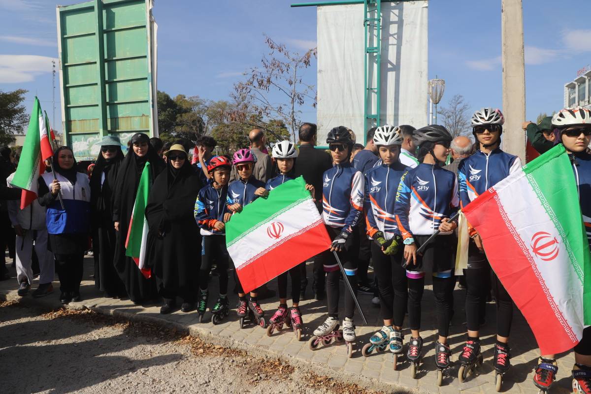 مدیرکل ورزش و جوانان اردبیل: جامعه ورزش و جوانان همواره پای کار انقلاب و نظام جمهوری اسلامی ایران است مدیرکل ورزش و جوانان اردبیل: جامعه ورزش و جوانان همواره پای کار انقلاب و نظام جمهوری اسلامی ایران است