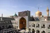 تغییر ردای صحن و سرای رضوی در سوگ مادر