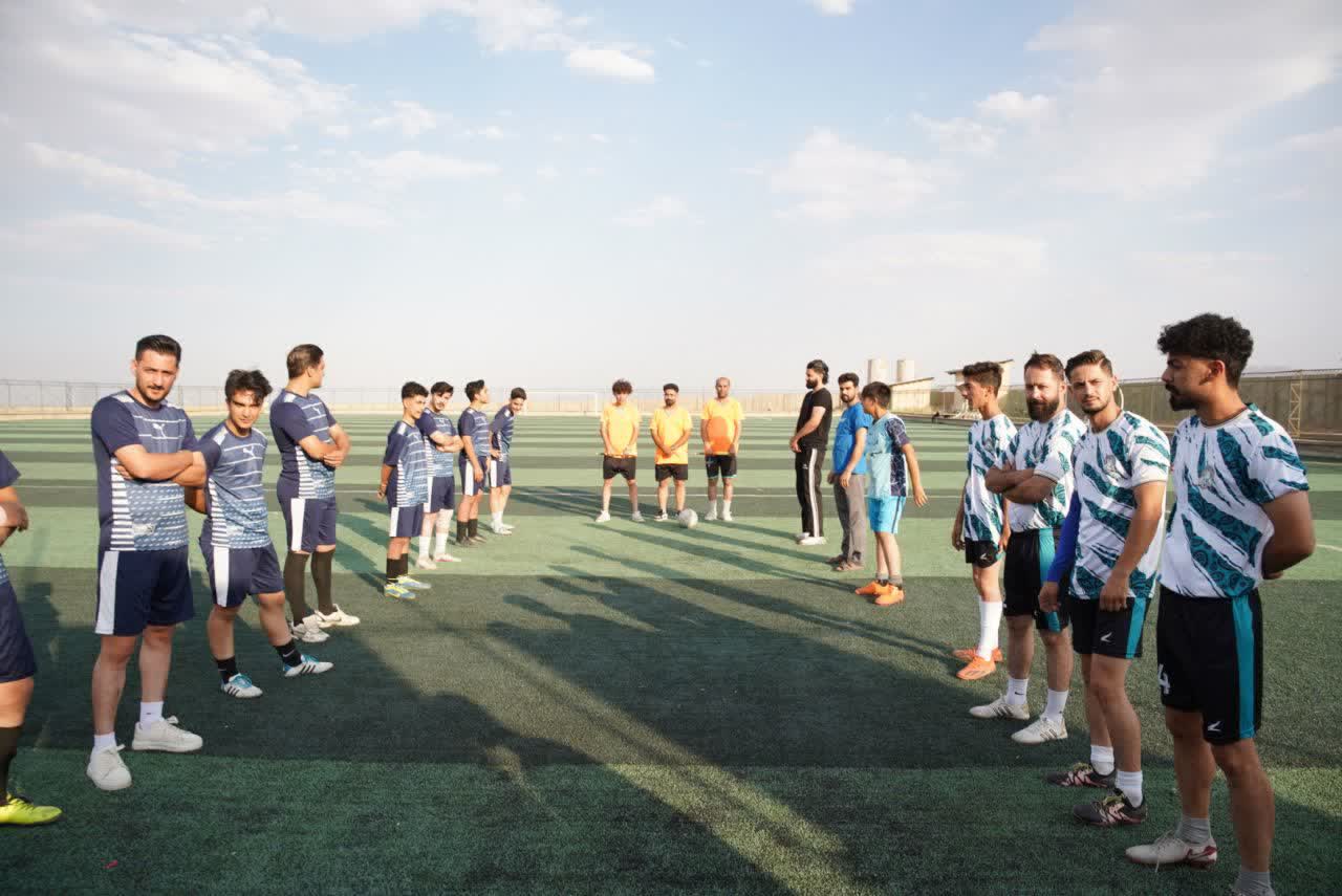 زمین چمن دانسفهان افتتاح شد