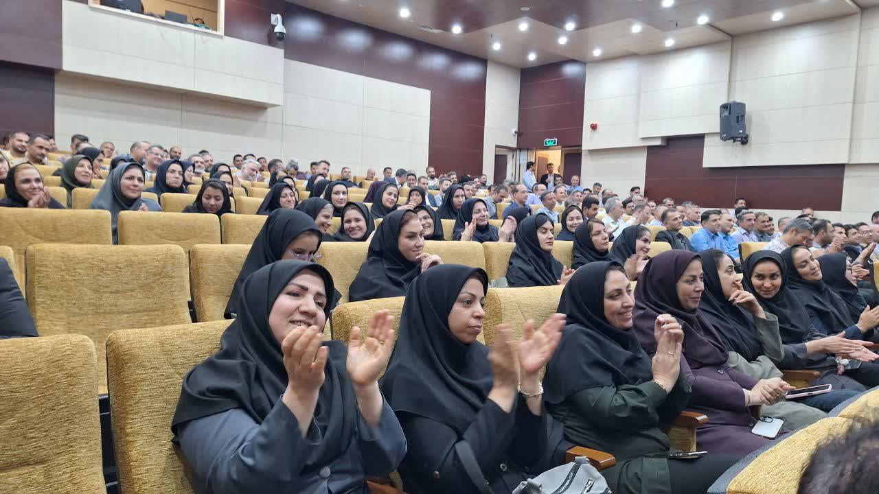 تأکید شرکت ملی گاز بر مدیریت مصرف برای جلوگیری از قطع گاز صنایع و تولید/ ۱۱ استان با چالش تامین گاز روبروست تأکید شرکت ملی گاز بر مدیریت مصرف برای جلوگیری از قطع گاز صنایع و تولید/ ۱۱ استان با چالش تامین گاز روبروست