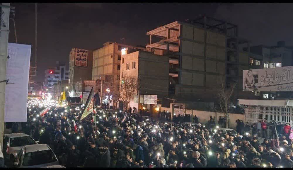 البرزی‌ها در چهارمین شب هم پای کار بودند