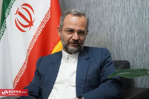 مجلس برای تأمین منابع دارو در کنار دولت است/ ۱۶ همت برای داروهای خاص در نظر گرفته شده است