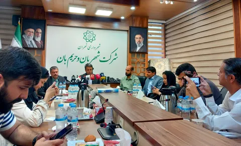 ابلاغ شیوه‌نامه جدید سد معبر اصناف/ ساماندهی ۲۵ محور دستفروشی تهران در دستور کار