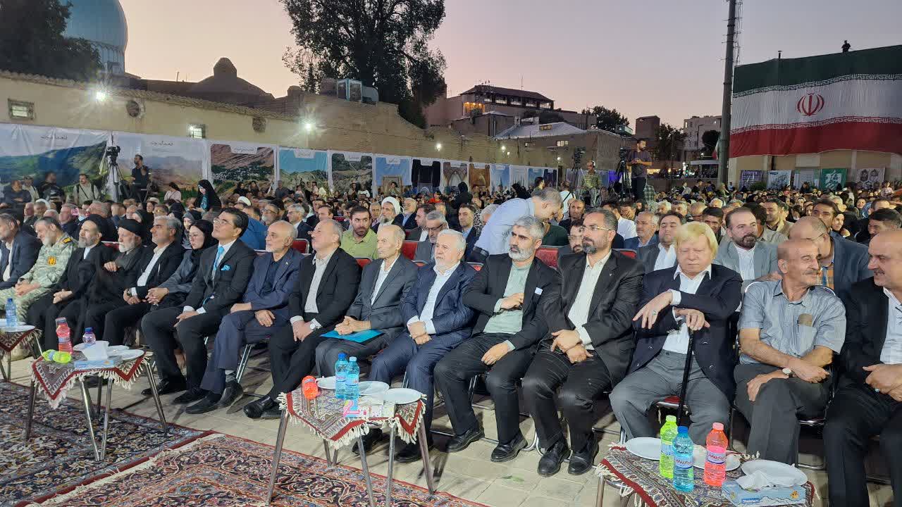 وزیر میراث فرهنگی: قزوین باید به مقصد حضور گردشگران داخلی و خارجی تبدیل شود وزیر میراث فرهنگی: قزوین باید به مقصد حضور گردشگران داخلی و خارجی تبدیل شود