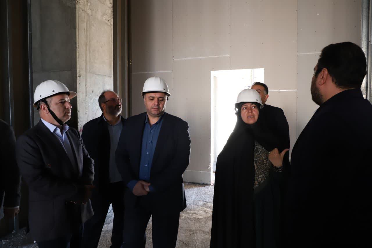 نماینده قزوین در مجلس از پروژه های درمانی در دست احداث قزوین بازدید کرد نماینده قزوین در مجلس از پروژه های درمانی در دست احداث قزوین بازدید کرد
