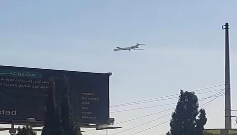 رسانه یمنی: یک فروند هواپیمای دیگر در فرودگاه صنعا به زمین نشست