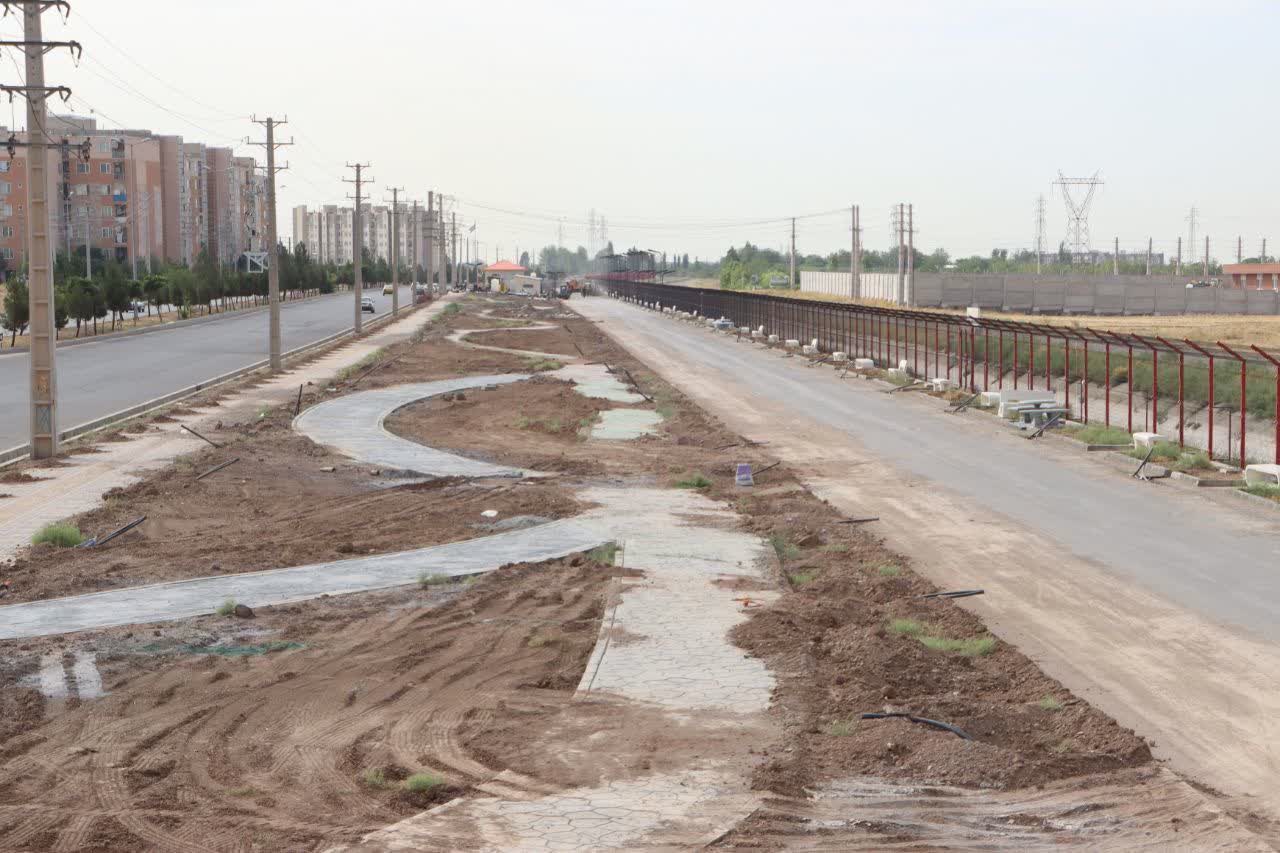 بوستان ساحلی کانال آب مهرگان با ۸۰ درصد پیشرفت در حال تکمیل است بوستان ساحلی کانال آب مهرگان با ۸۰ درصد پیشرفت در حال تکمیل است