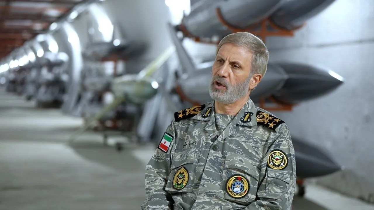 امیر حاتمی
