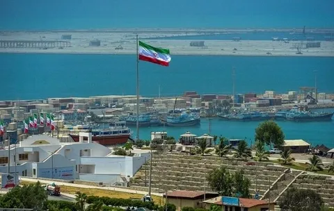 مناطق آزاد در کنار مردم، پای کار خدمت‌رسانی به آیین‌های وداع و تشییع «رهبر شهید»